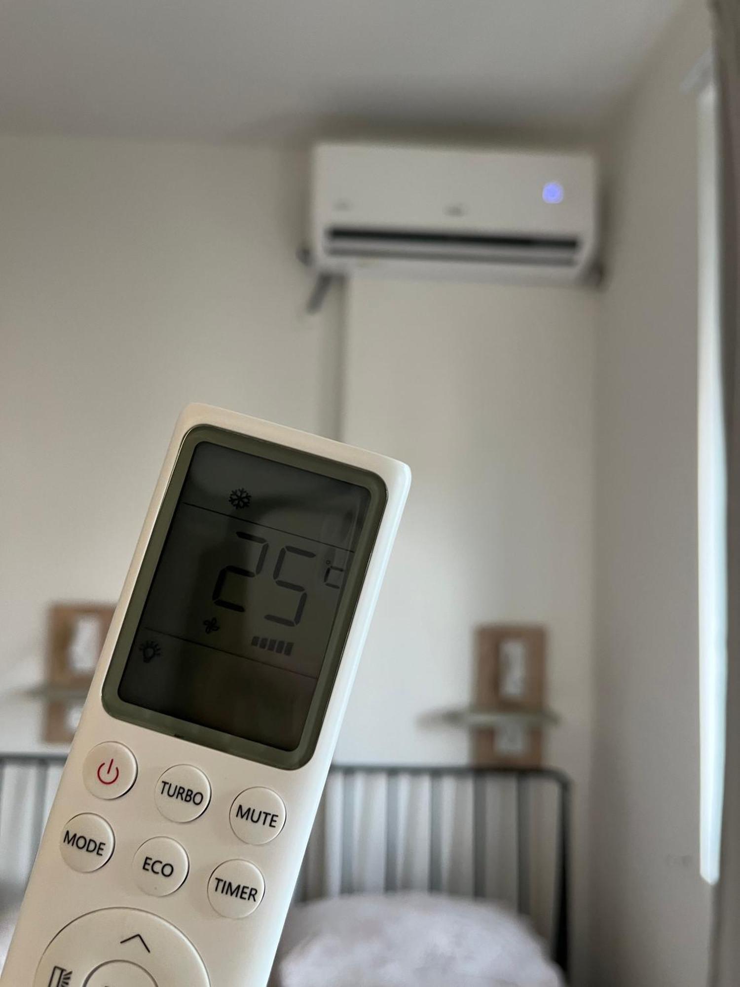 Olive Centre Apartment Skopje Ngoại thất bức ảnh