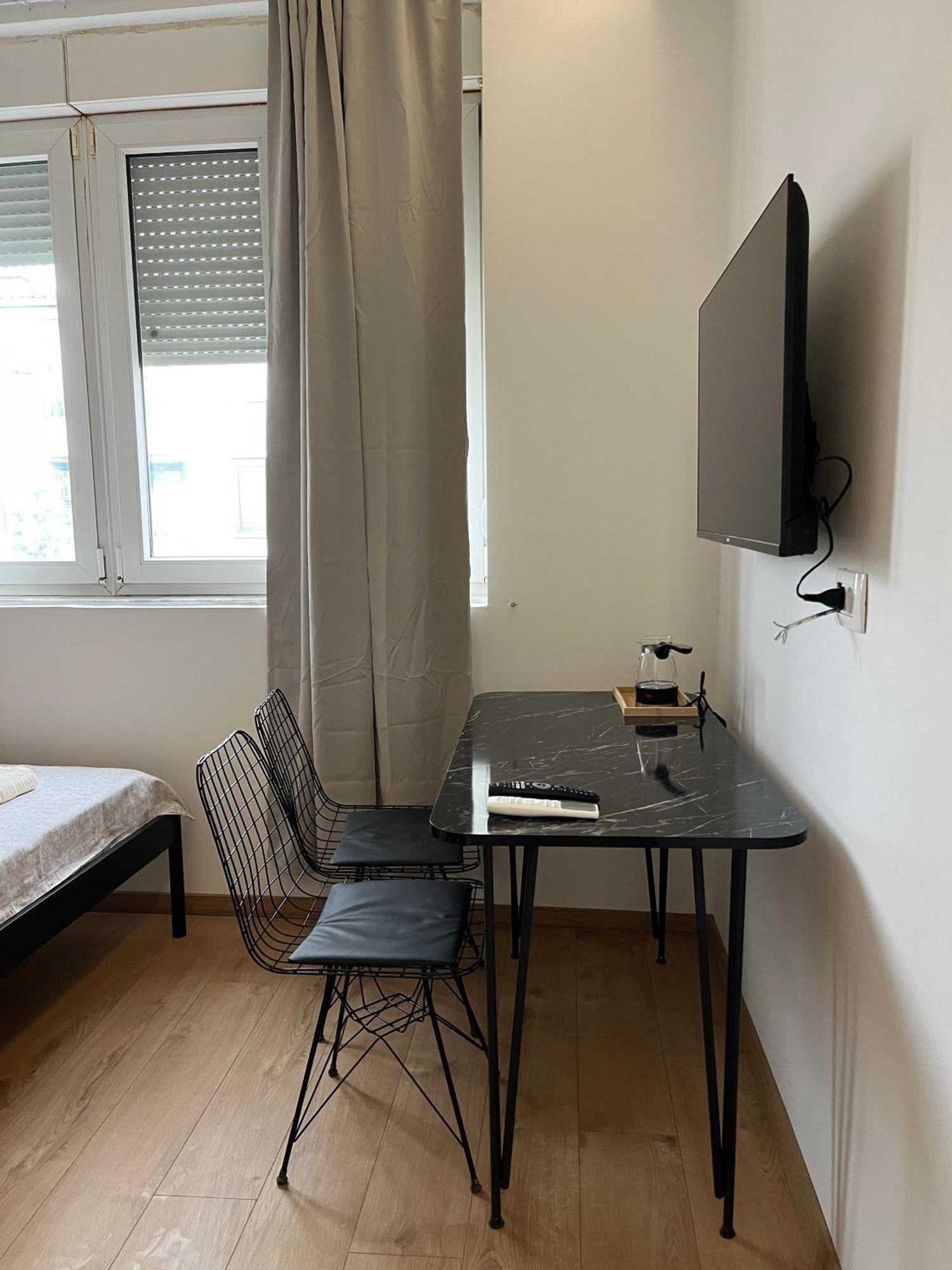 Olive Centre Apartment Skopje Ngoại thất bức ảnh