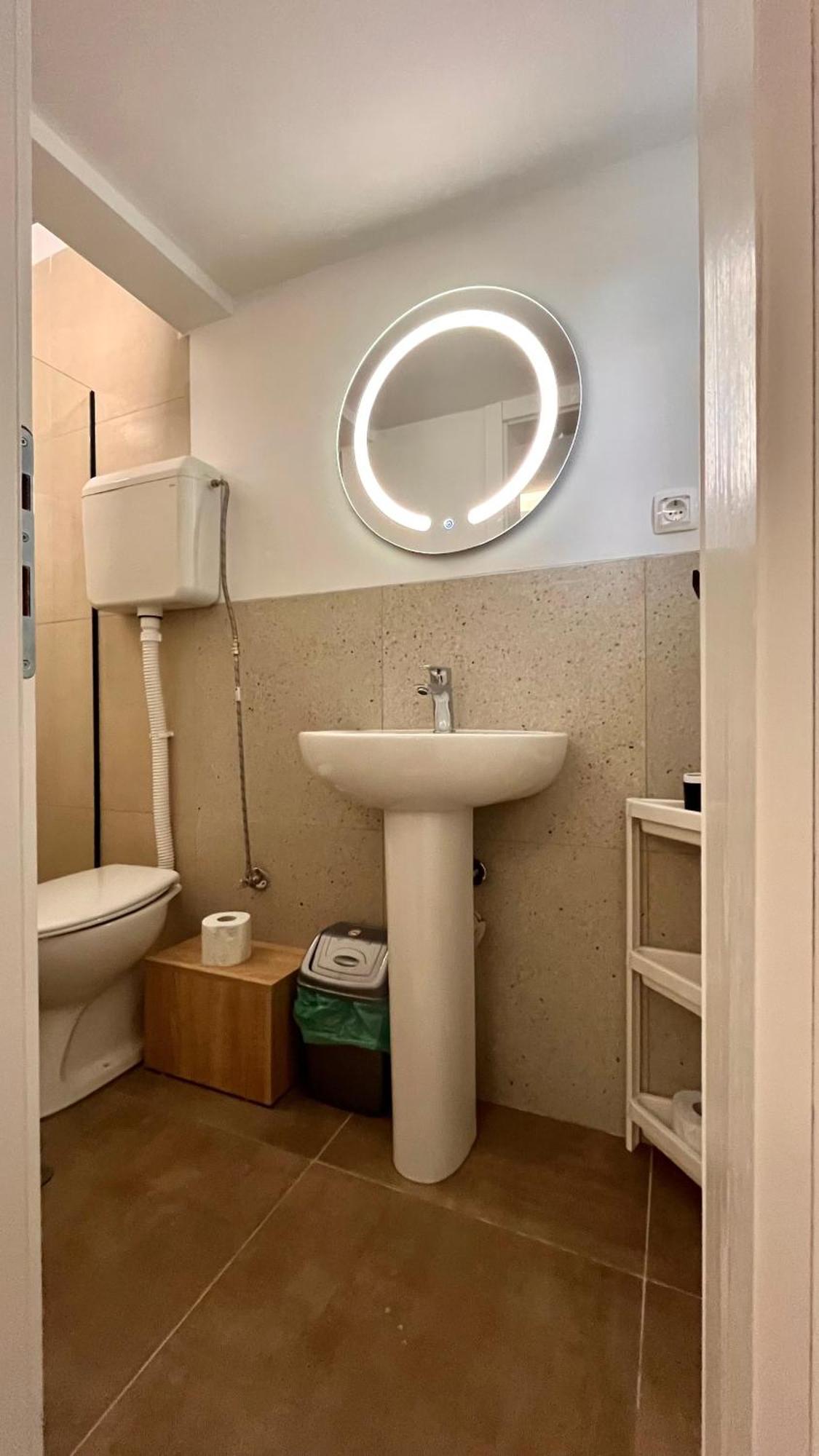 Olive Centre Apartment Skopje Ngoại thất bức ảnh