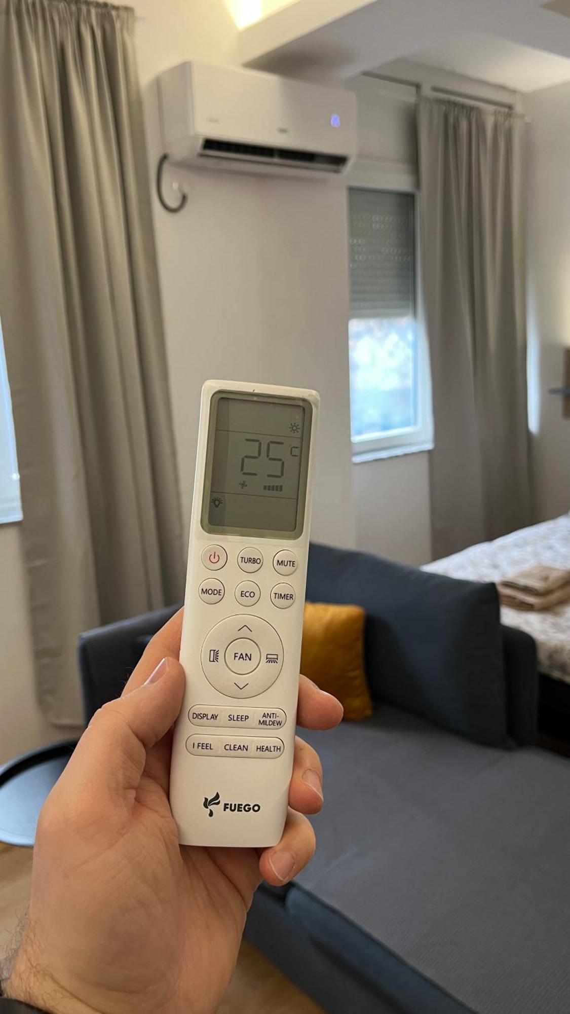 Olive Centre Apartment Skopje Ngoại thất bức ảnh