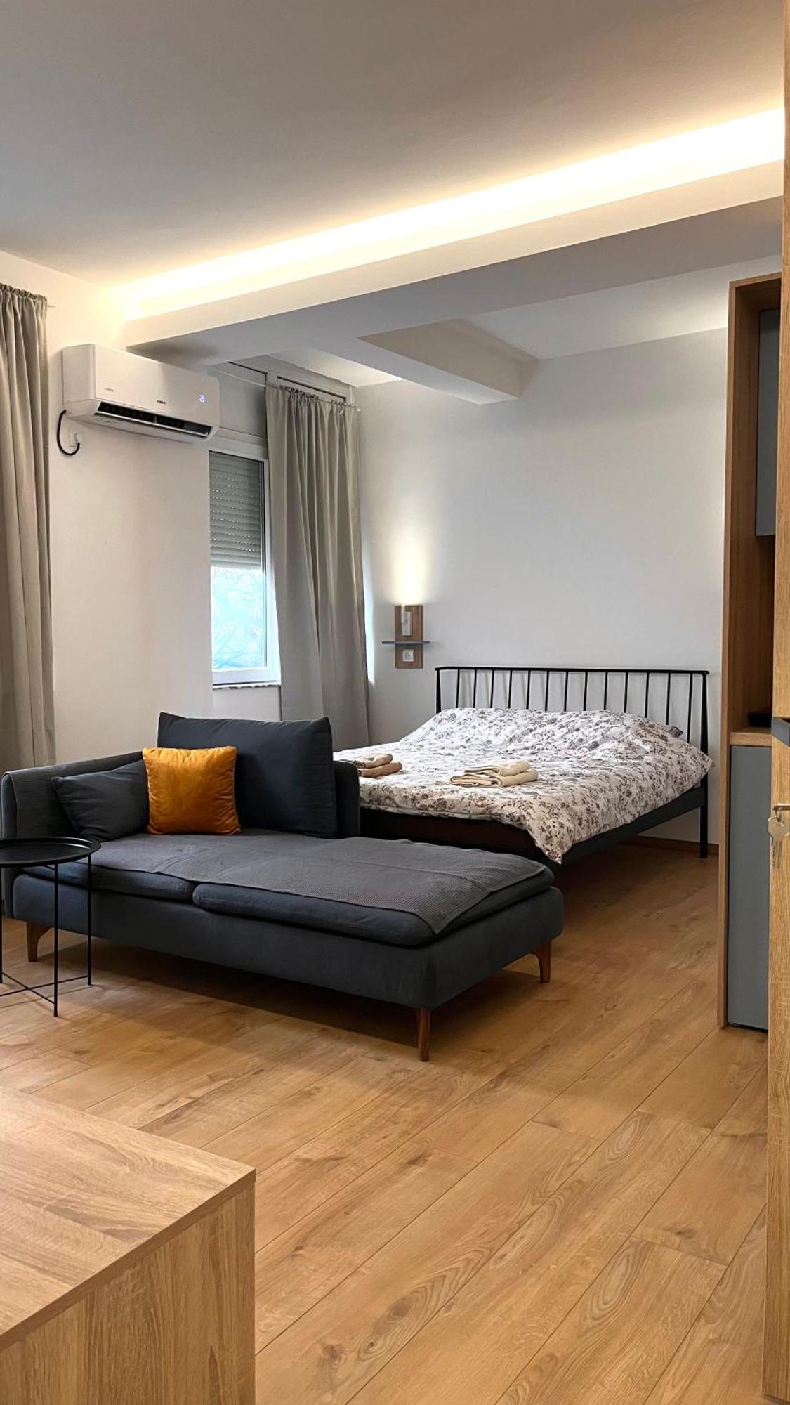 Olive Centre Apartment Skopje Ngoại thất bức ảnh
